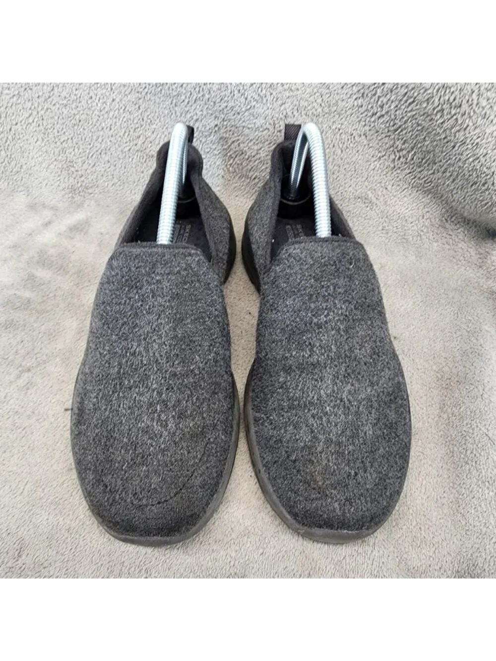 Skechers Shoes Womens Size 8.5 Gray Slip On Textile Sneakers *Read*